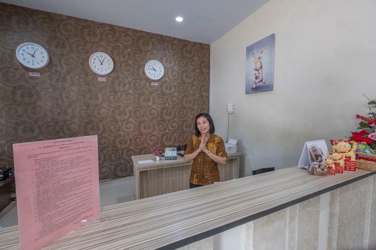 Hotel Astra Novilia Макасар Екстериор снимка